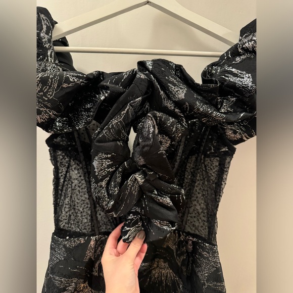 Glamorous Black Floral Christmas Mesh Sequins Off-Shoulder Dress - Picture 16 of 16